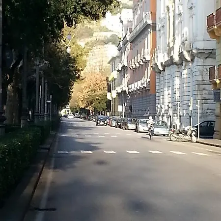 萨莱诺君之家阿玛菲亚住宿加早餐旅馆 住宿加早餐酒店