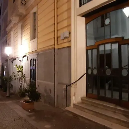 萨莱诺君之家阿玛菲亚住宿加早餐旅馆 住宿加早餐酒店 *