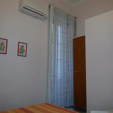 Amarfia - Your In 3* Salerno